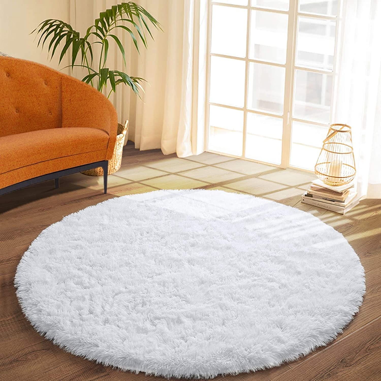 White and beige round floor carpet